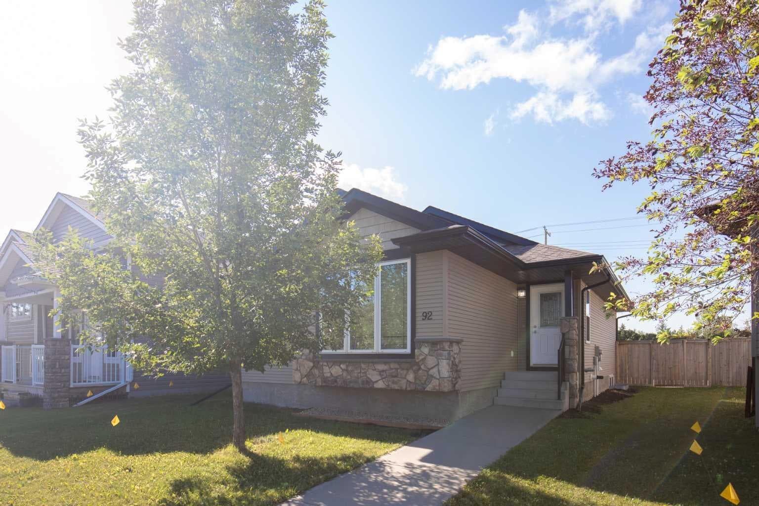 92 Ireland Crescent — photo 1