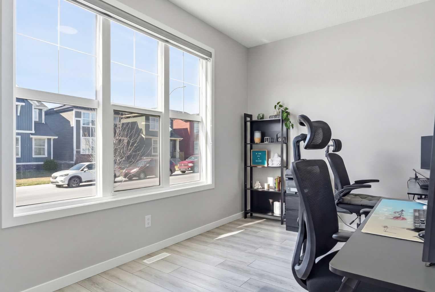44 Amblefield Avenue NW — photo 3