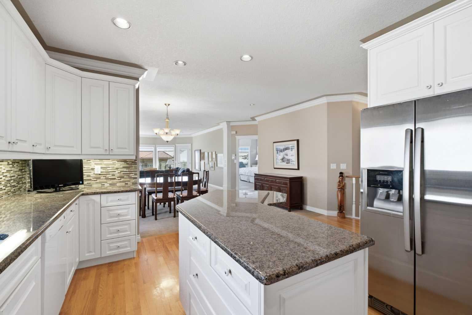 60 Prominence Point SW — photo 5
