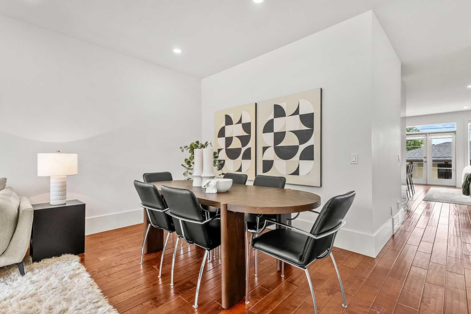 2412 28 Avenue SW — photo 5