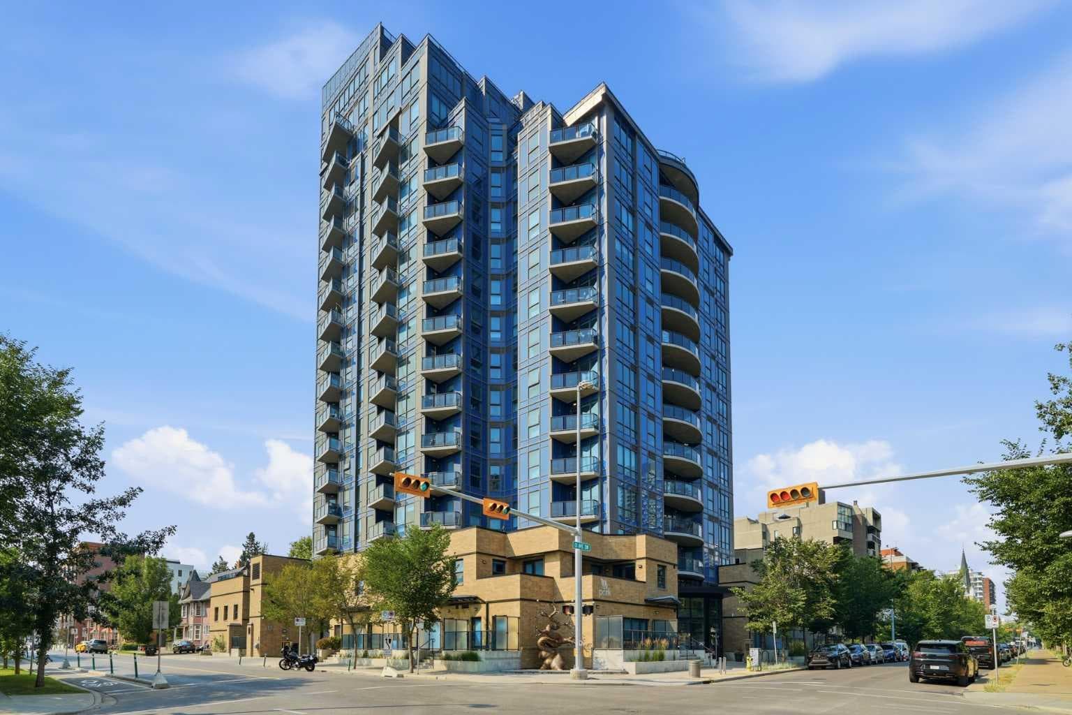 1802, 303 13 Avenue SW — photo 2