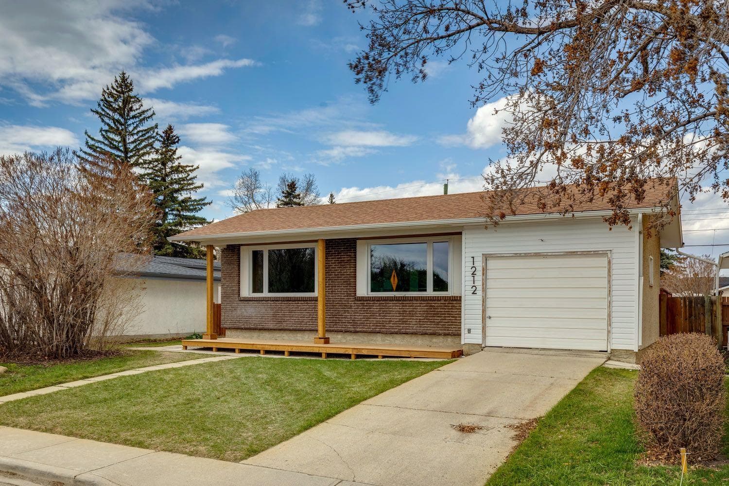 1212 Lake Sylvan Drive SE — photo 2