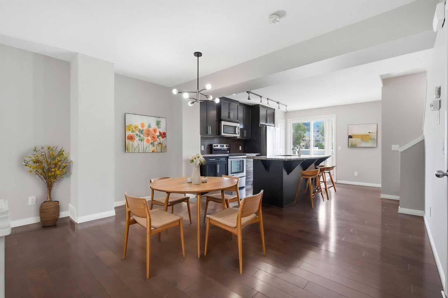 1404 Auburn Bay Square — photo 5