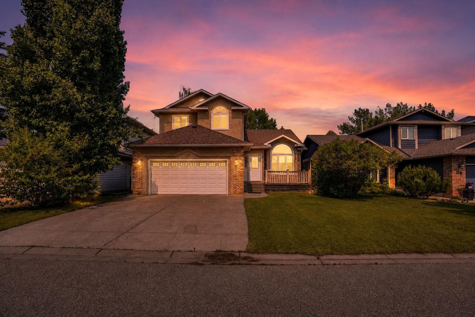 16 Sun Harbour Crescent SE — photo 1