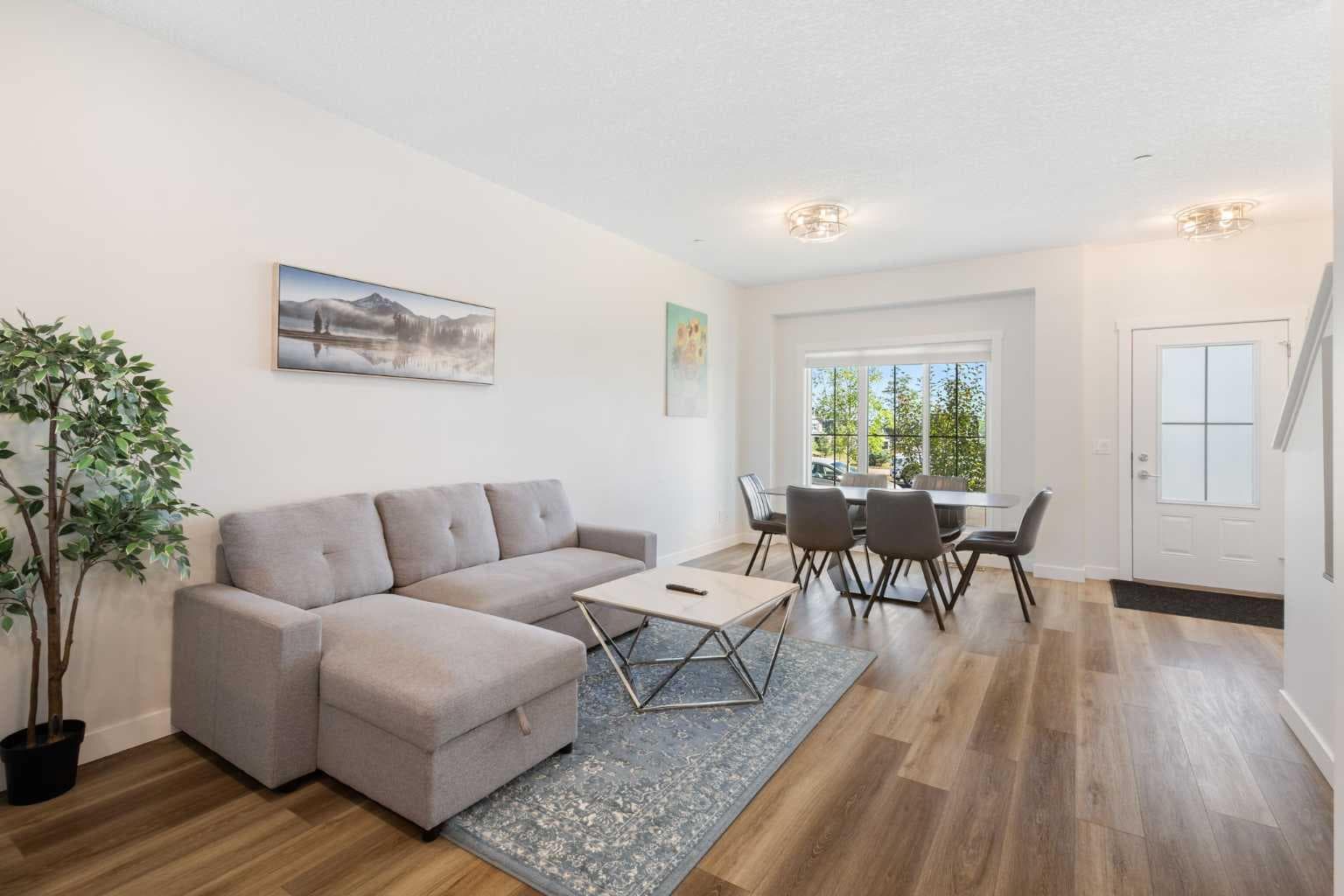 251 Lucas Boulevard NW — photo 5