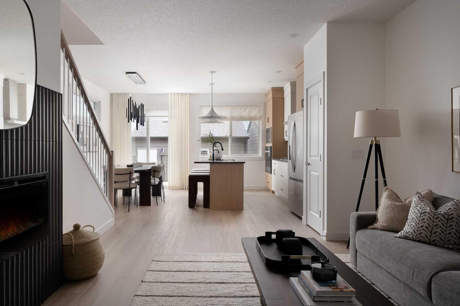 198 Starling Boulevard NW — photo 2