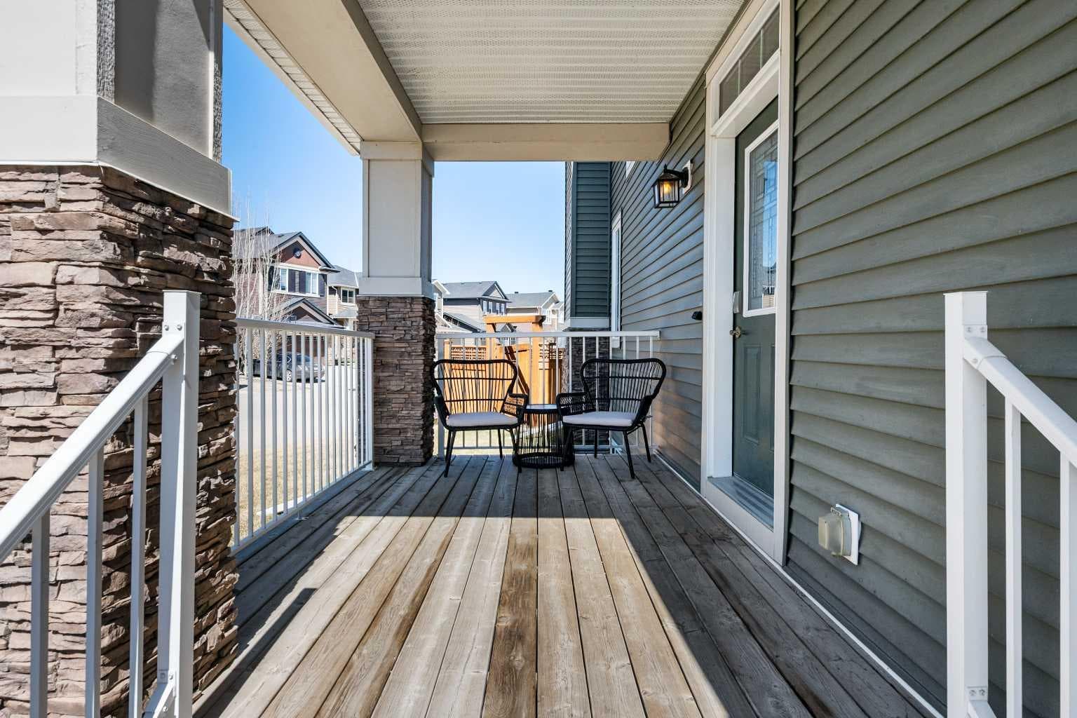 100 Kinniburgh Gardens — photo 4