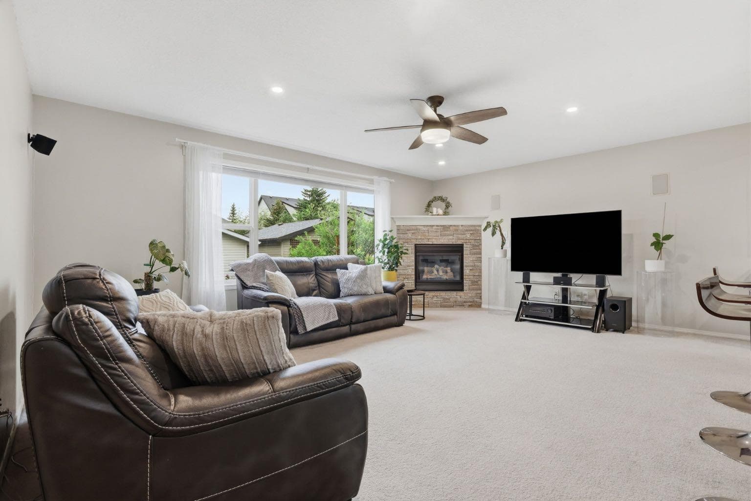 450 Elgin Way SE — photo 4