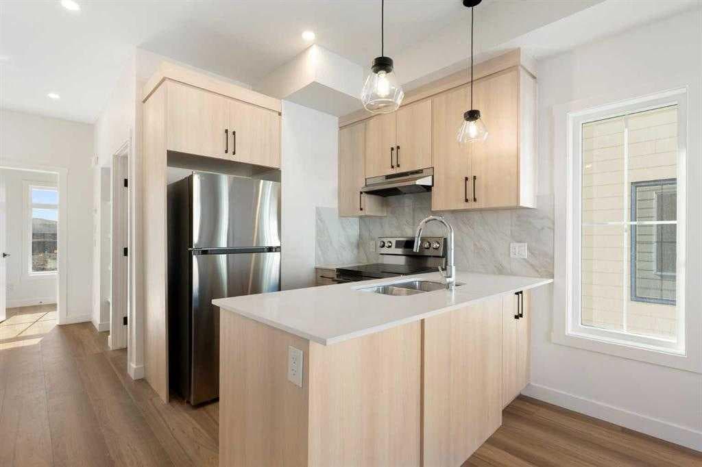 407, 156 Park Street — photo 3