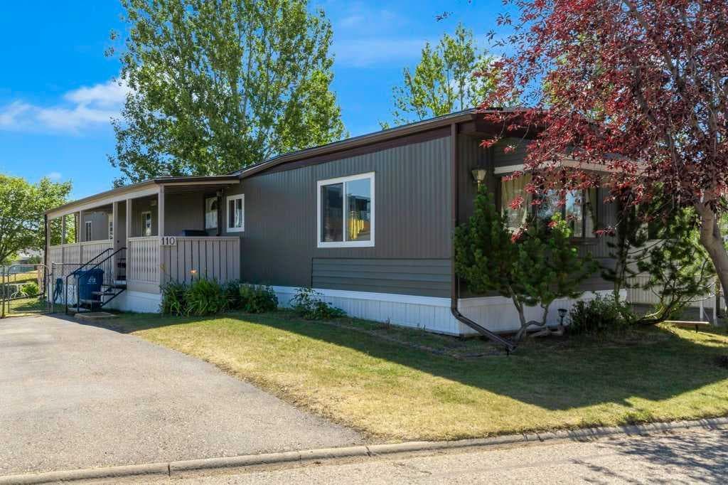 110, 99 Arbour Lake Road — photo 1