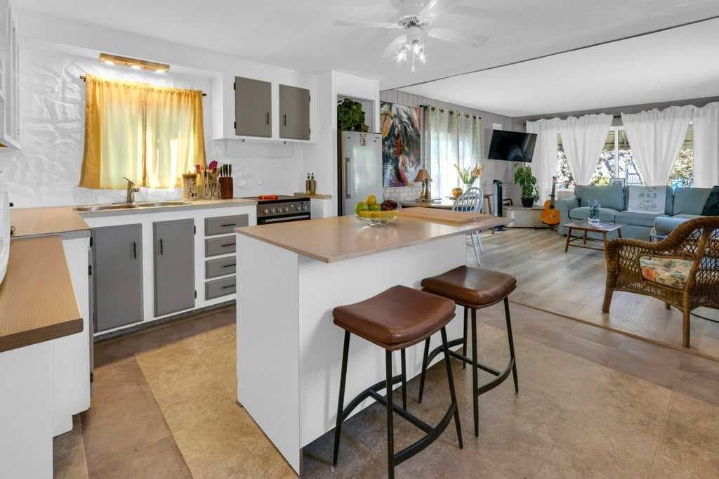 110, 99 Arbour Lake Road — photo 5