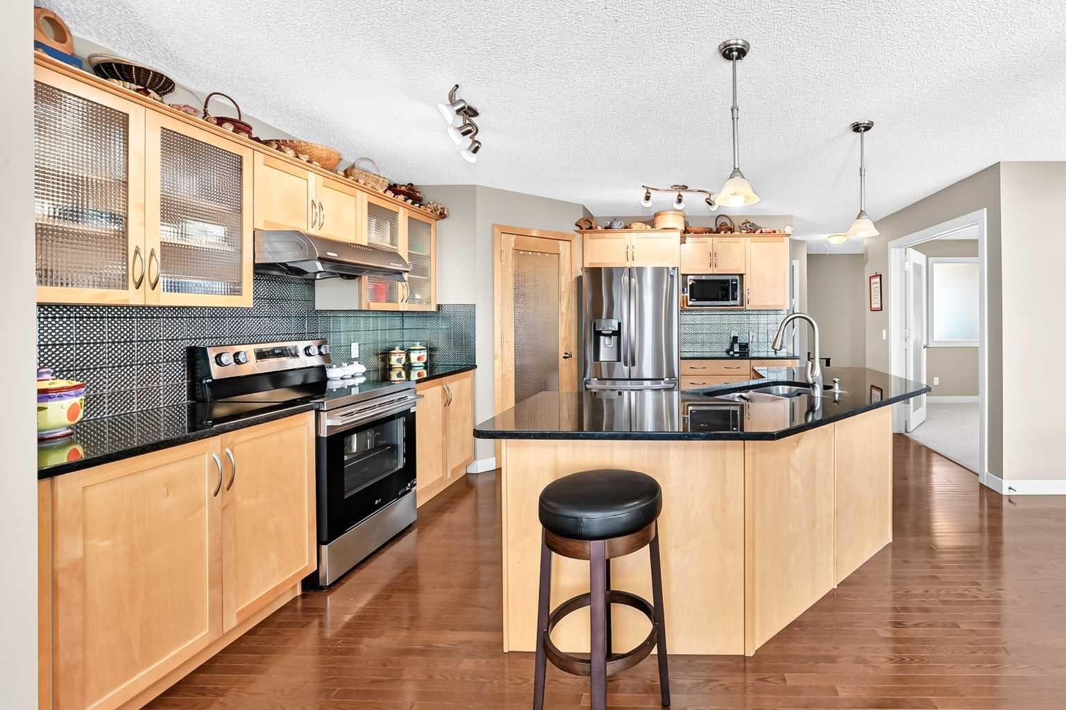 505 Kincora Bay NW — photo 5