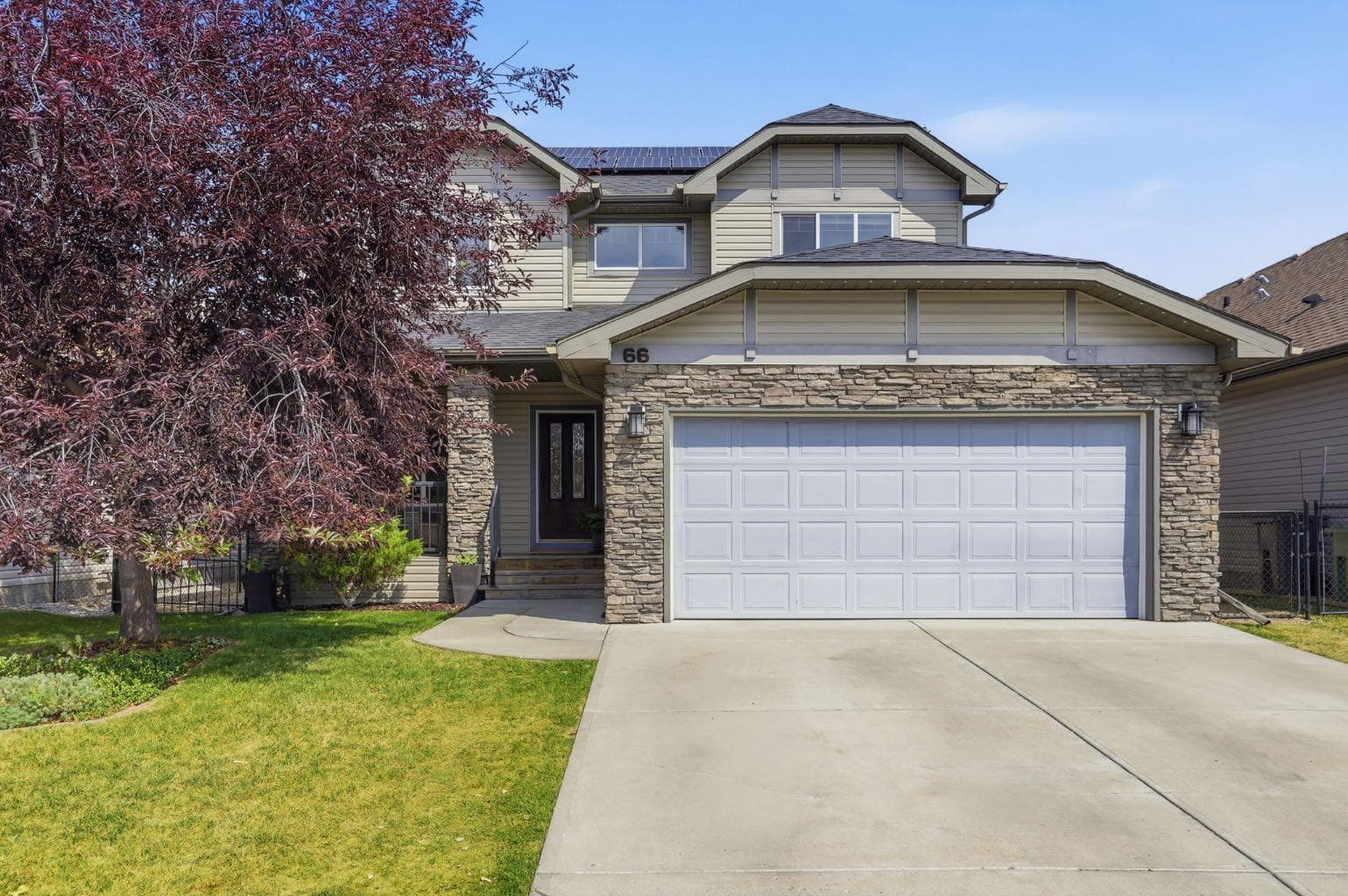 66 Crystal Green Drive — photo 2