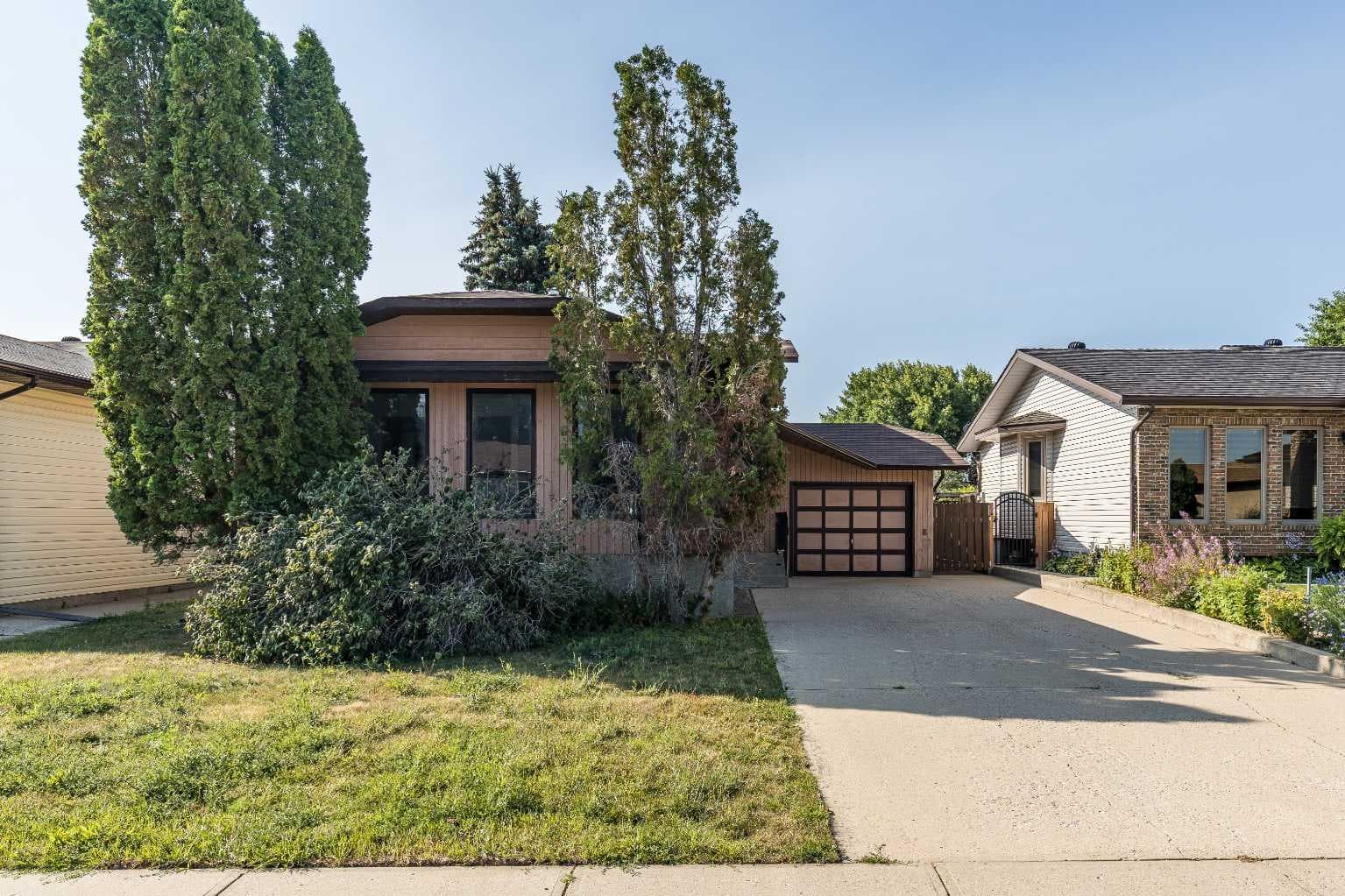 21 Rundle Crescent SE — photo 2