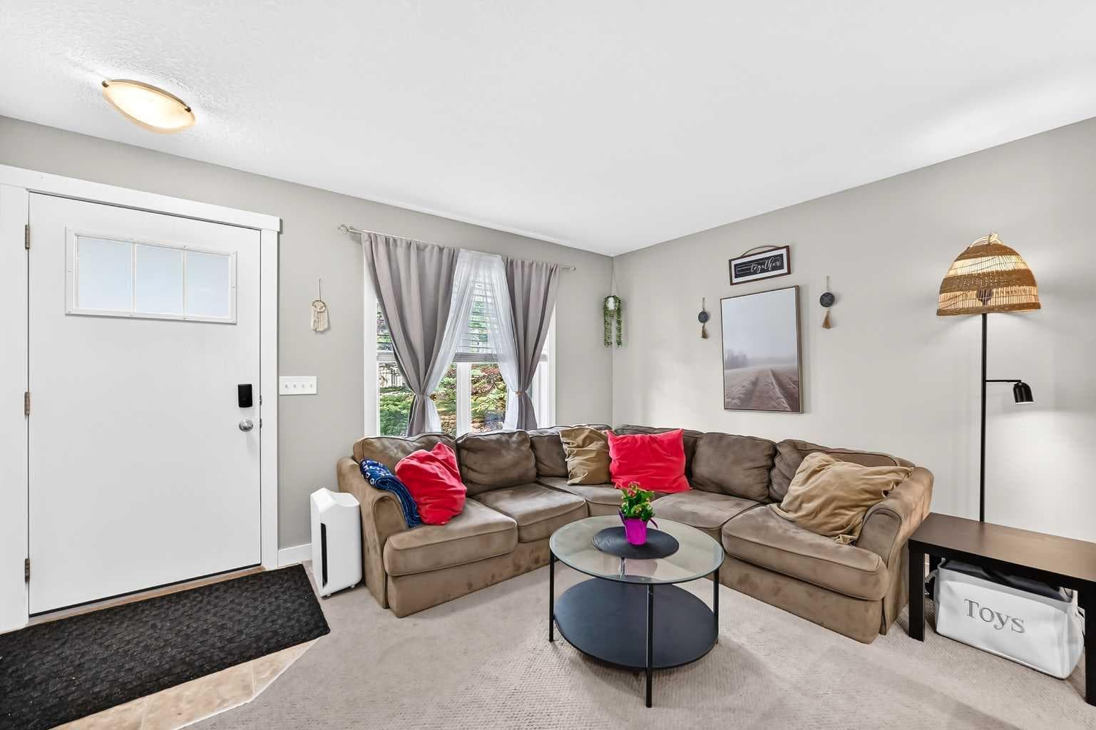 154 Cranford Walk SE — photo 5
