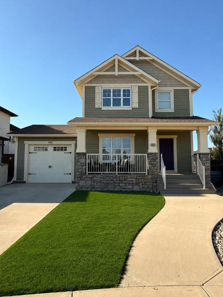 486 Mary Cameron Crescent — photo 1