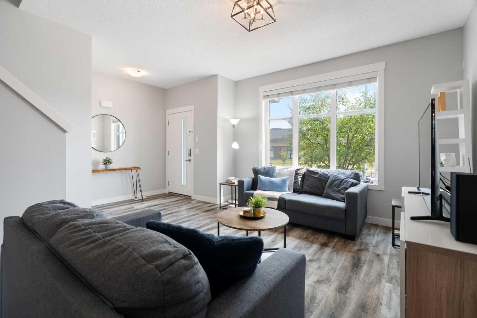 56 Skyview Circle NE — photo 2