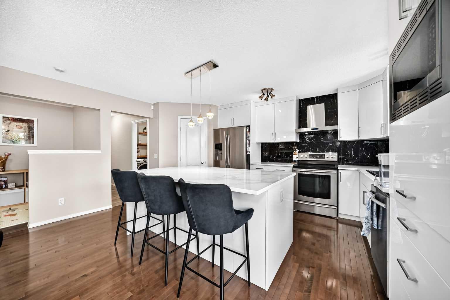 150 Springmere Drive — photo 5