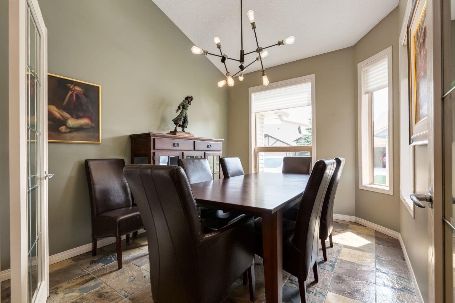218 Springbank Villas SW — photo 4