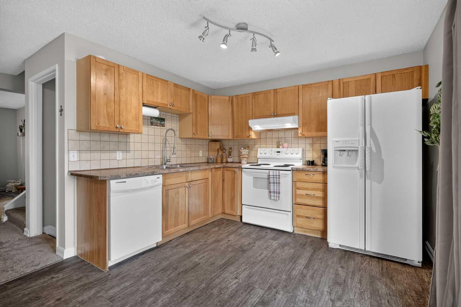 45, 380 Bermuda Drive NW — photo 3