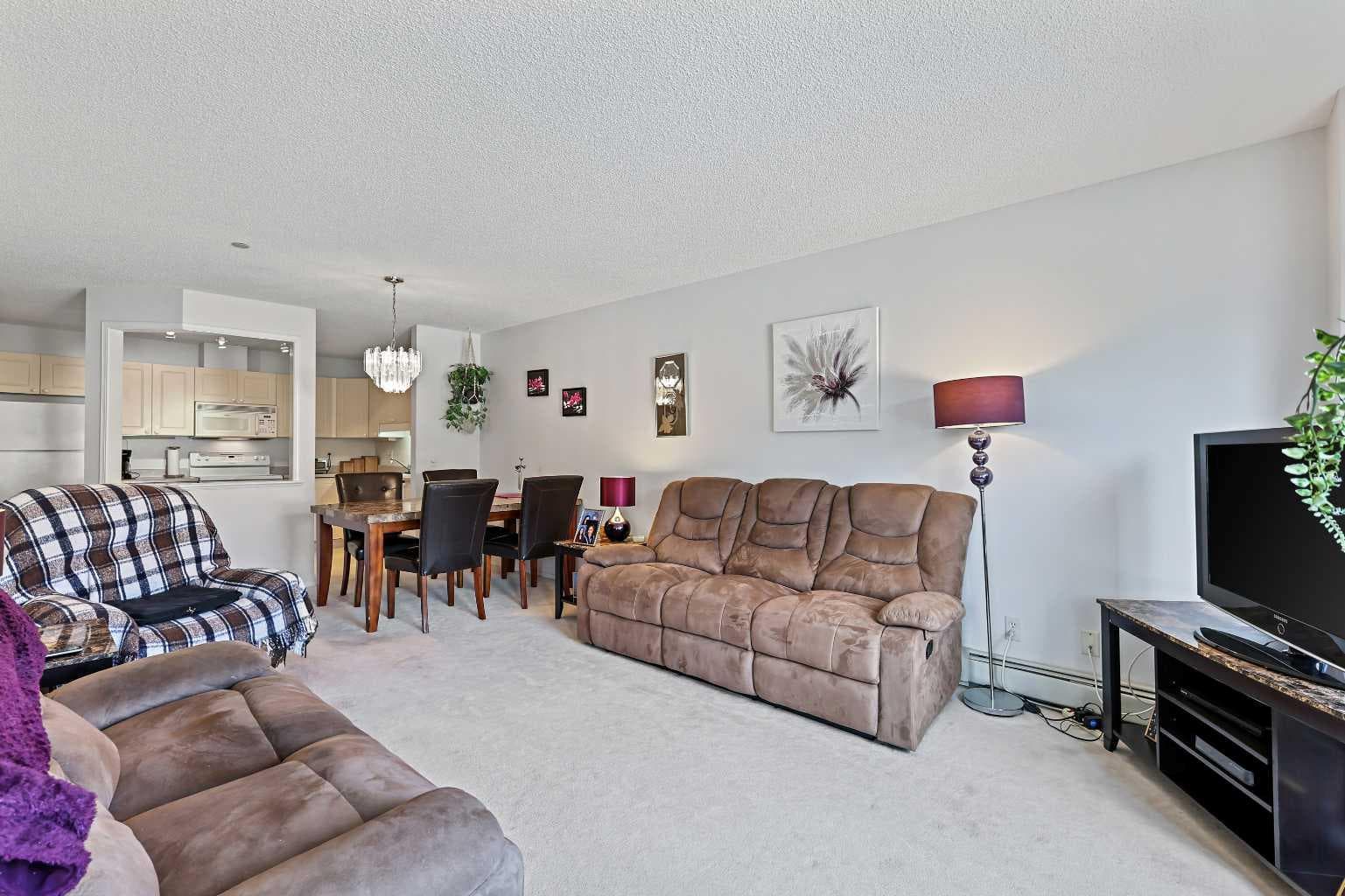1206 Sienna Park Green SW — photo 5