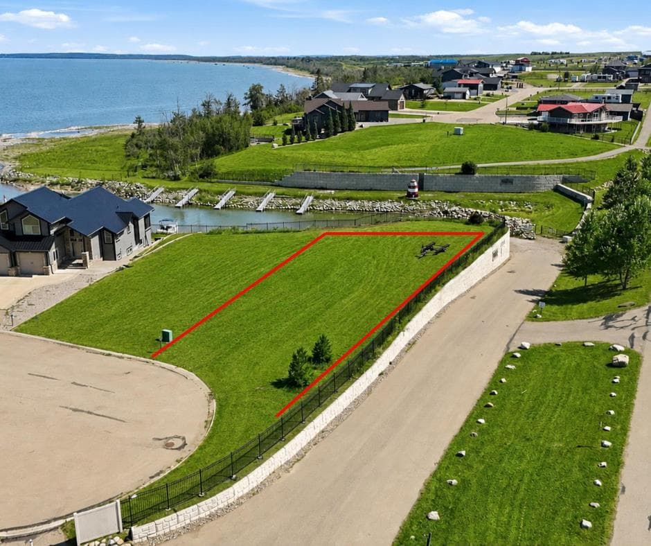 2 Marina Place — photo 1