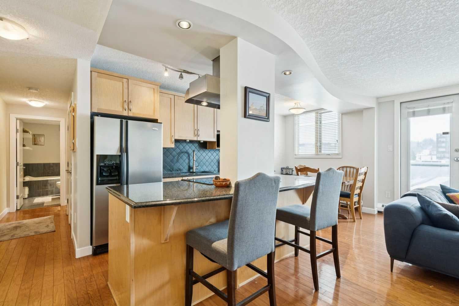 305, 1225 15 Avenue SW — photo 4