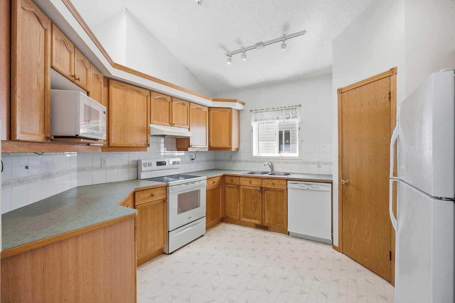 369 Hidden Valley Place NW — photo 5