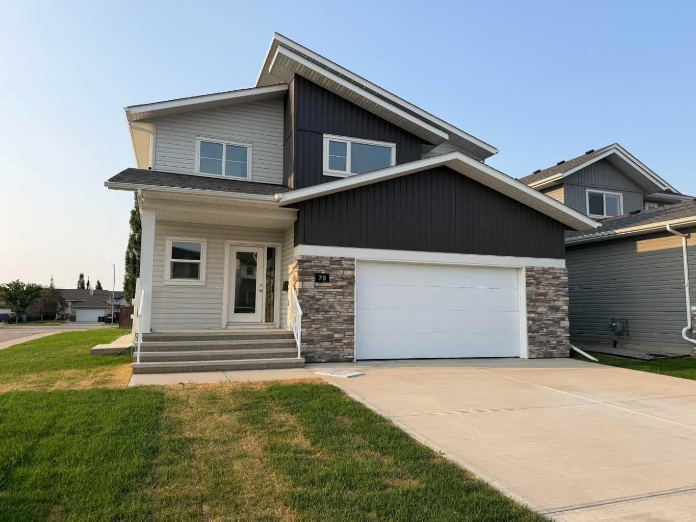 70 Palmer Circle — photo 1