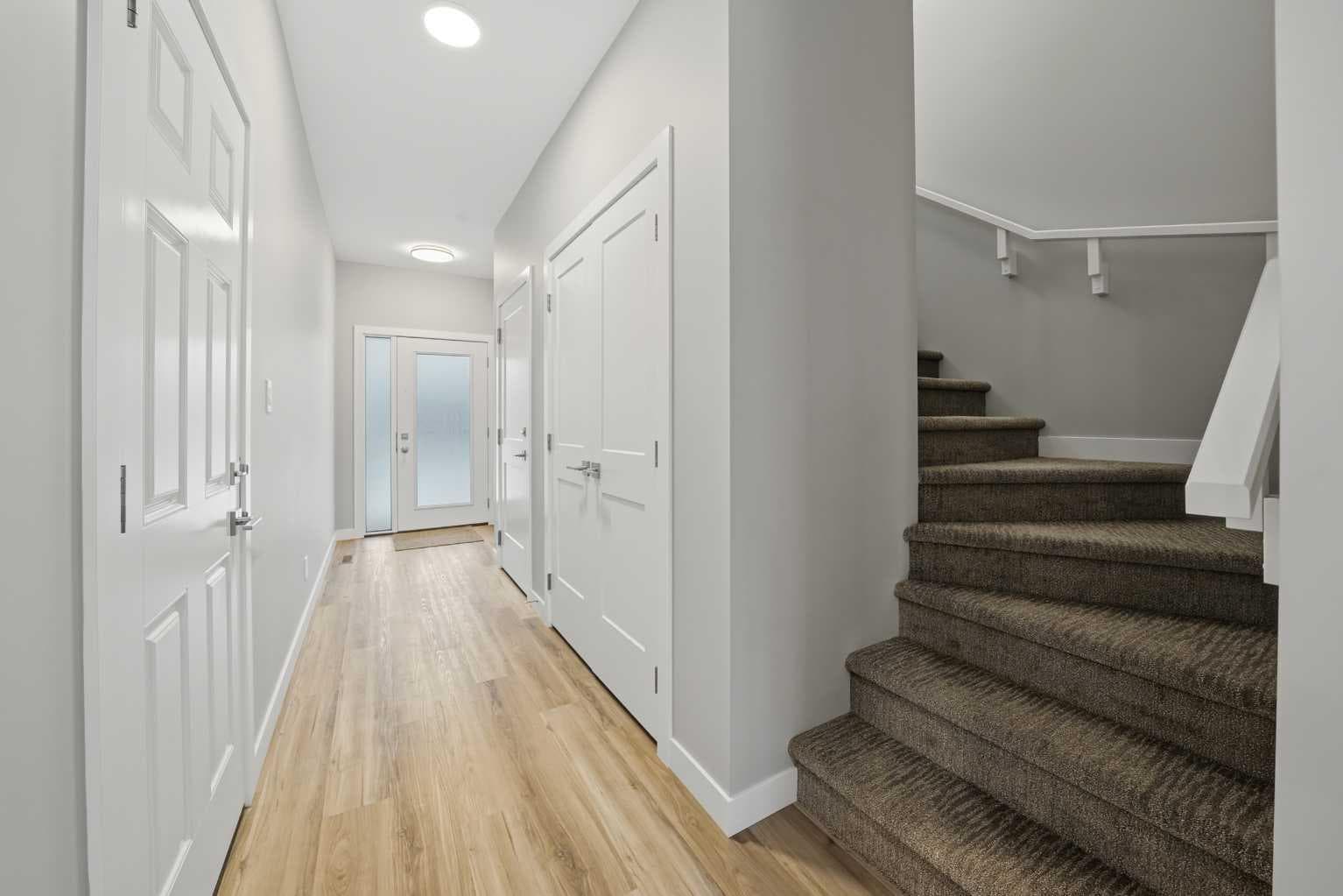 70 Palmer Circle — photo 2