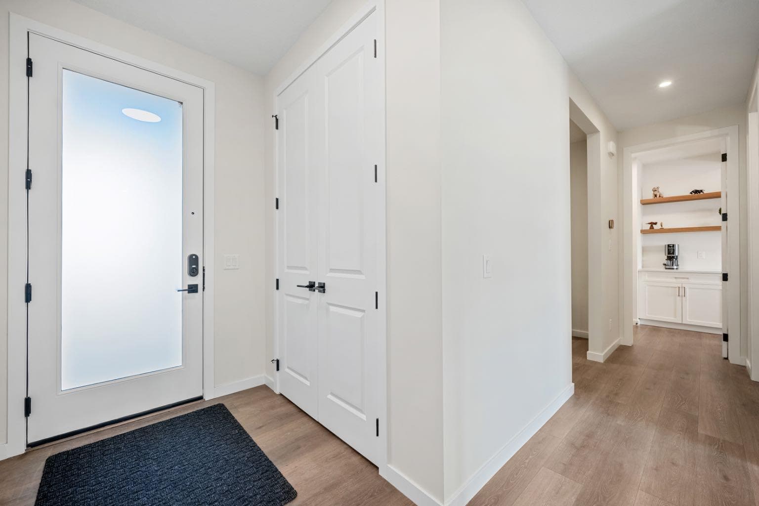 66 Savoy Landing SE — photo 2