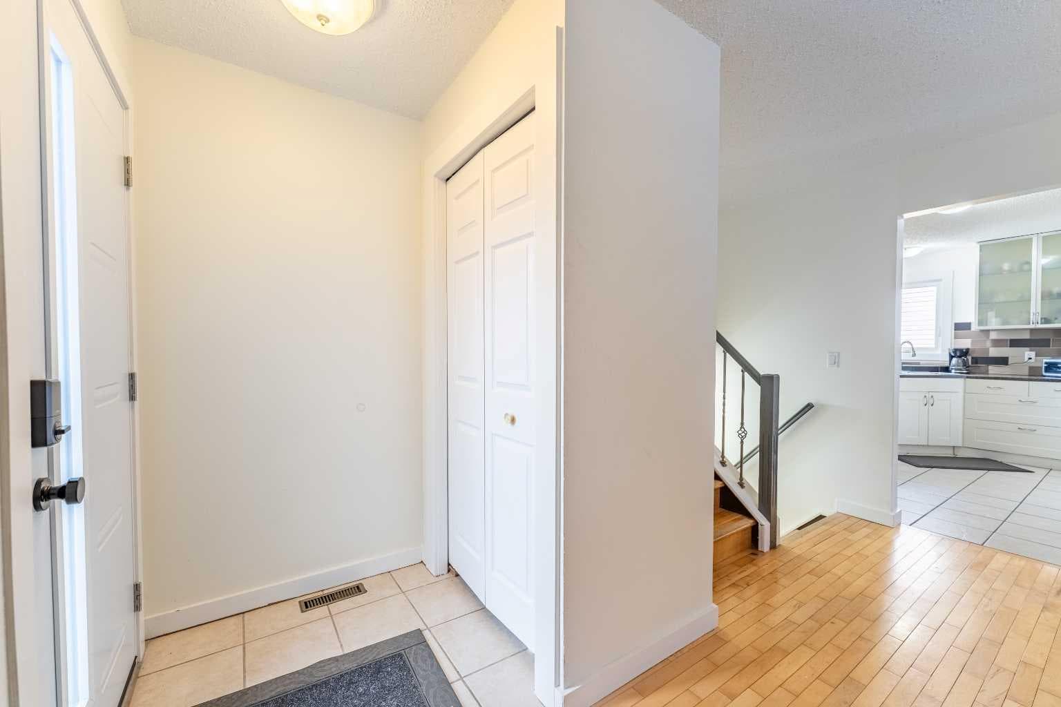 44 Templehill Drive NE — photo 2