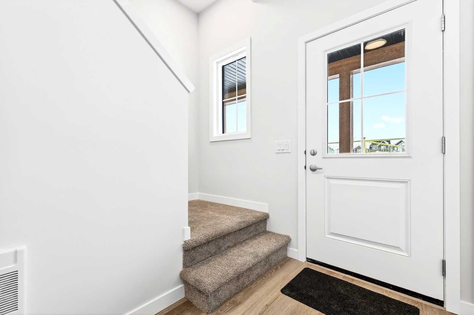 302, 40 Creekside Way SW — photo 2