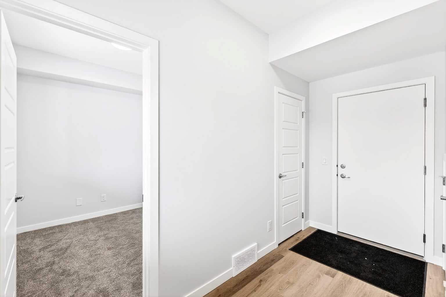 302, 40 Creekside Way SW — photo 4