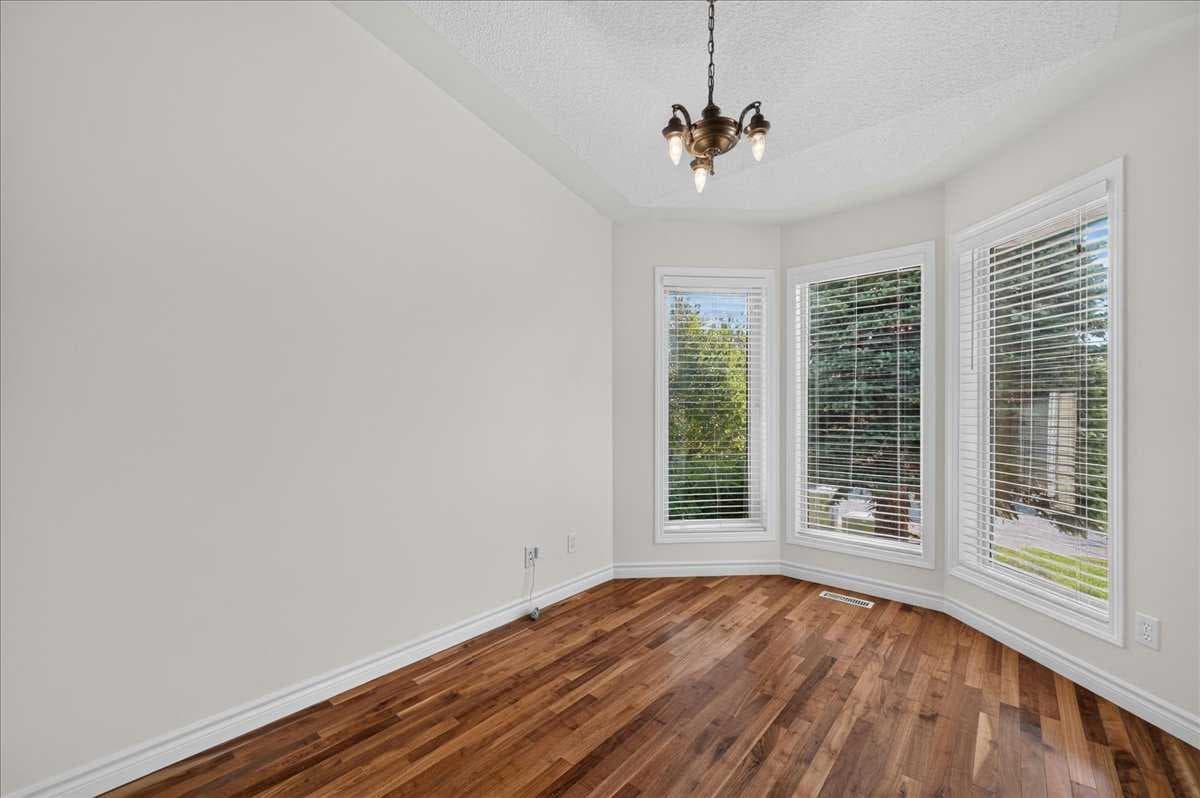 21 Strathearn Gardens SW — photo 4