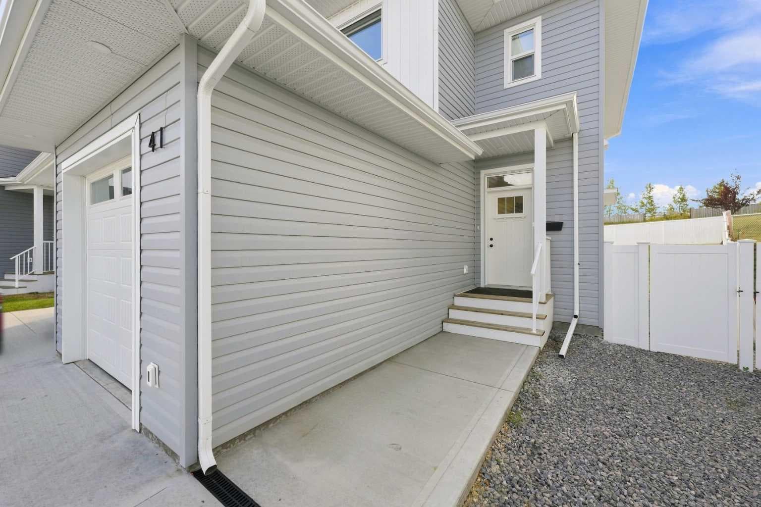 41 Pinnacle Close — photo 2