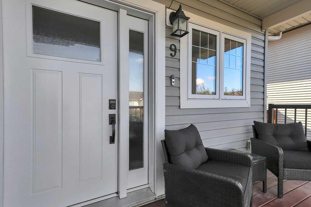 9 Valley Crescent — photo 4