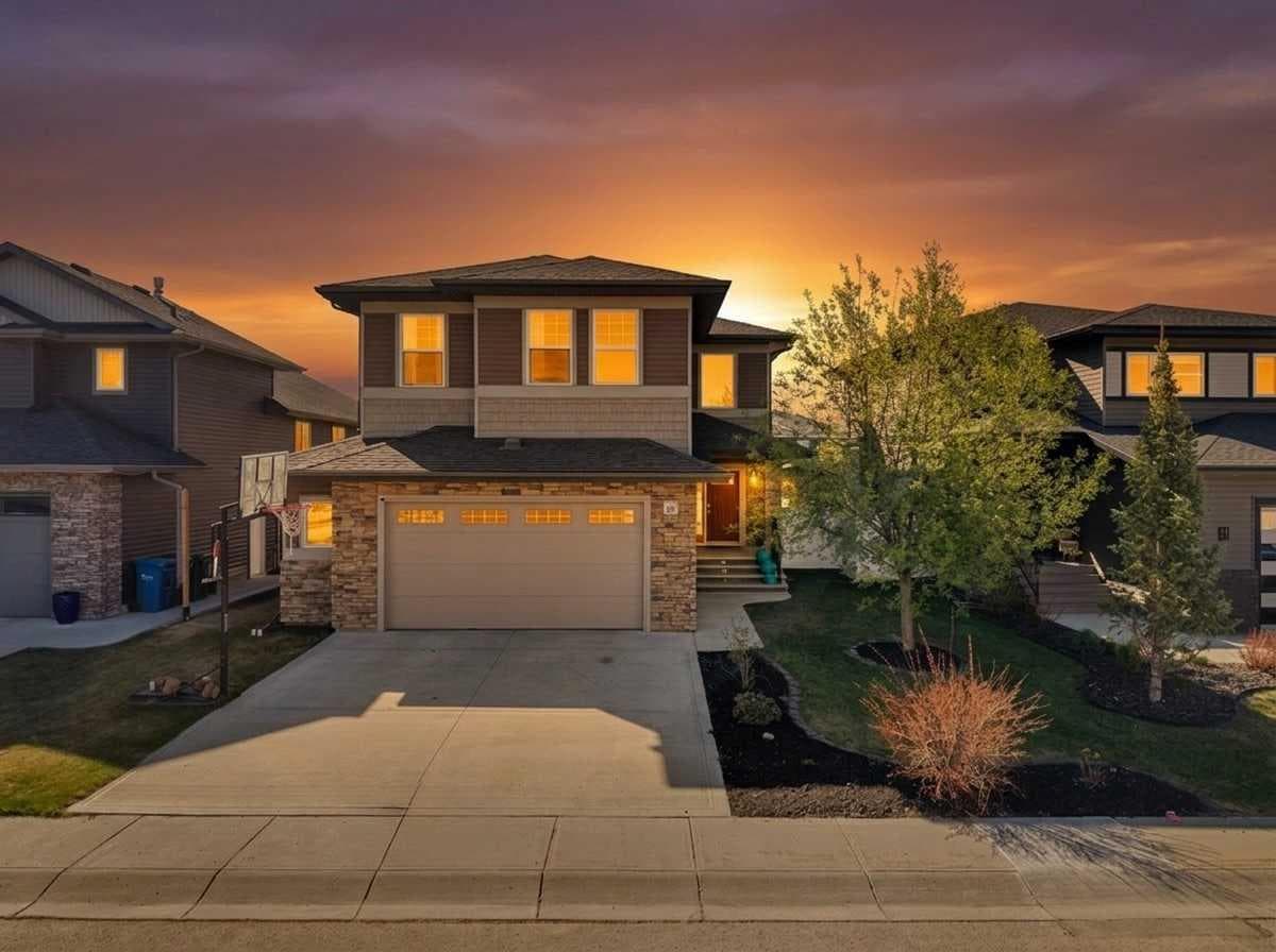 25 Lazaro Close — photo 1