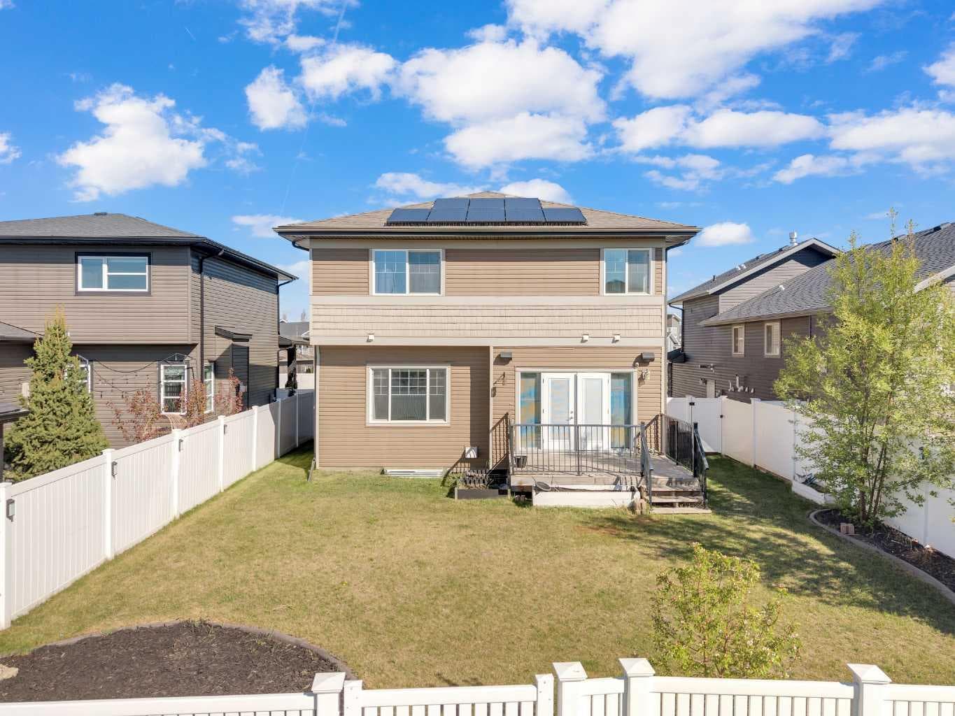 25 Lazaro Close — photo 2