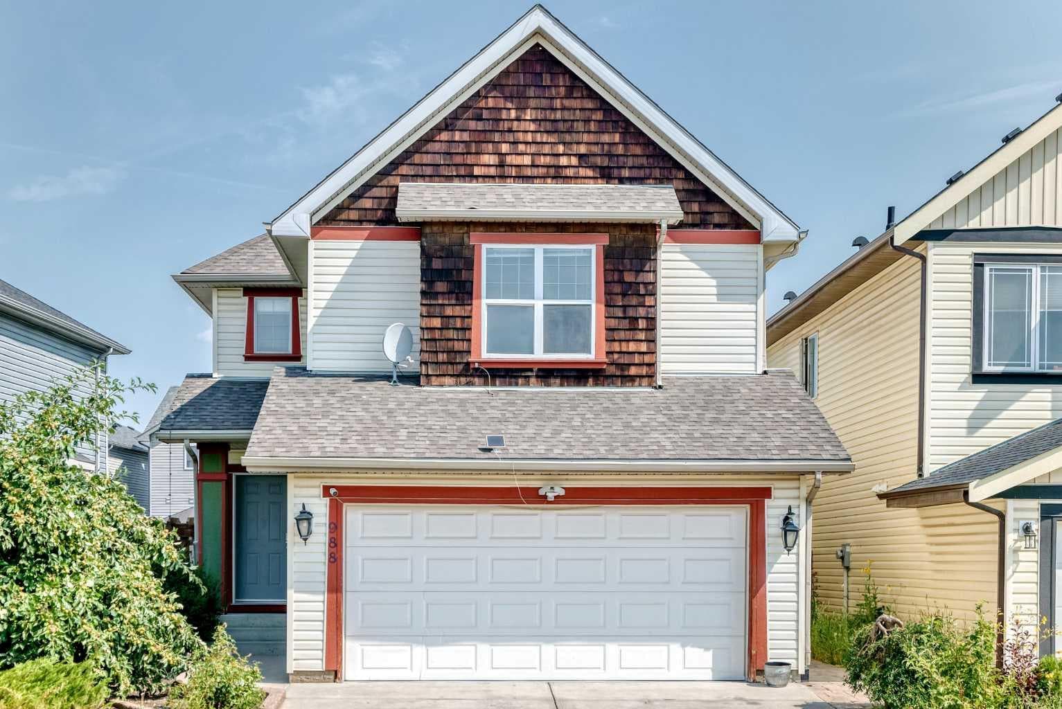 988 Copperfield Boulevard SE — photo 1