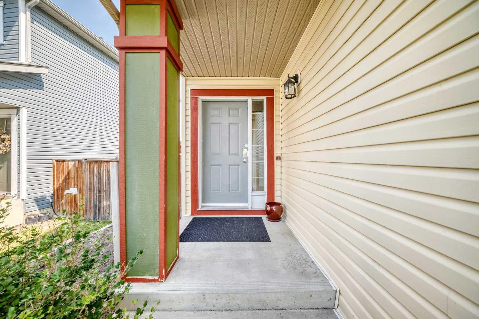 988 Copperfield Boulevard SE — photo 4