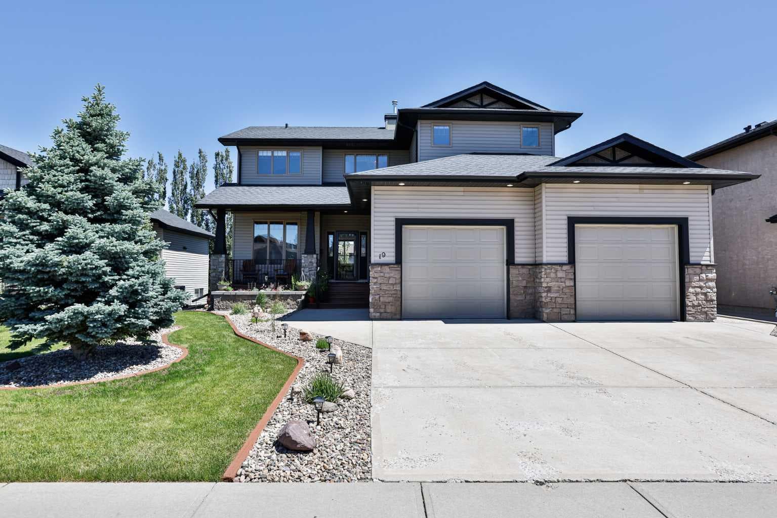 19 Canyoncrest Court W — photo 1