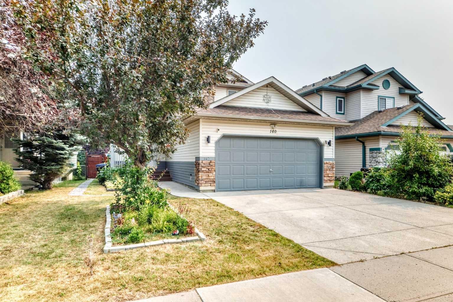 140 Fairways Drive NW — photo 2
