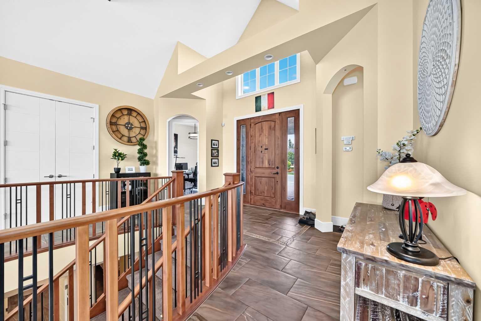 109 Waters Edge Drive — photo 3