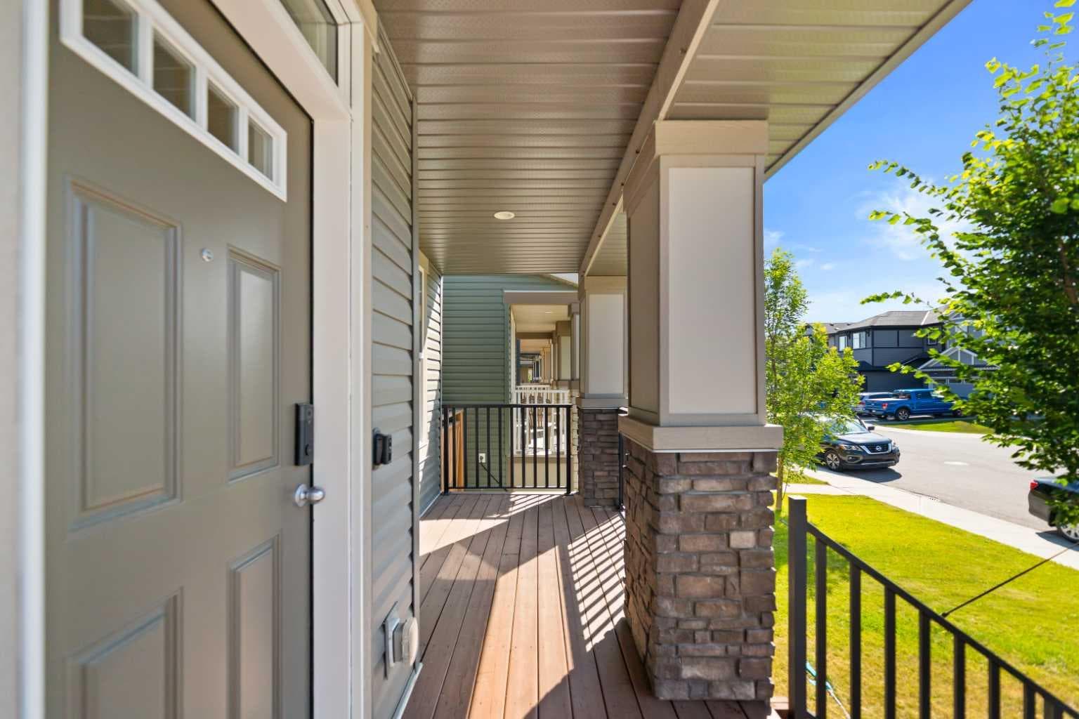 79 Legacy Glen Row SE — photo 3