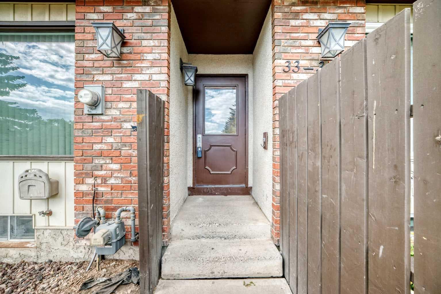 33, 175 Manora Place — photo 3