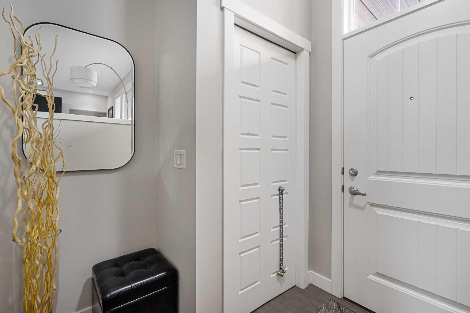 185 Cranbrook Villas SE — photo 5