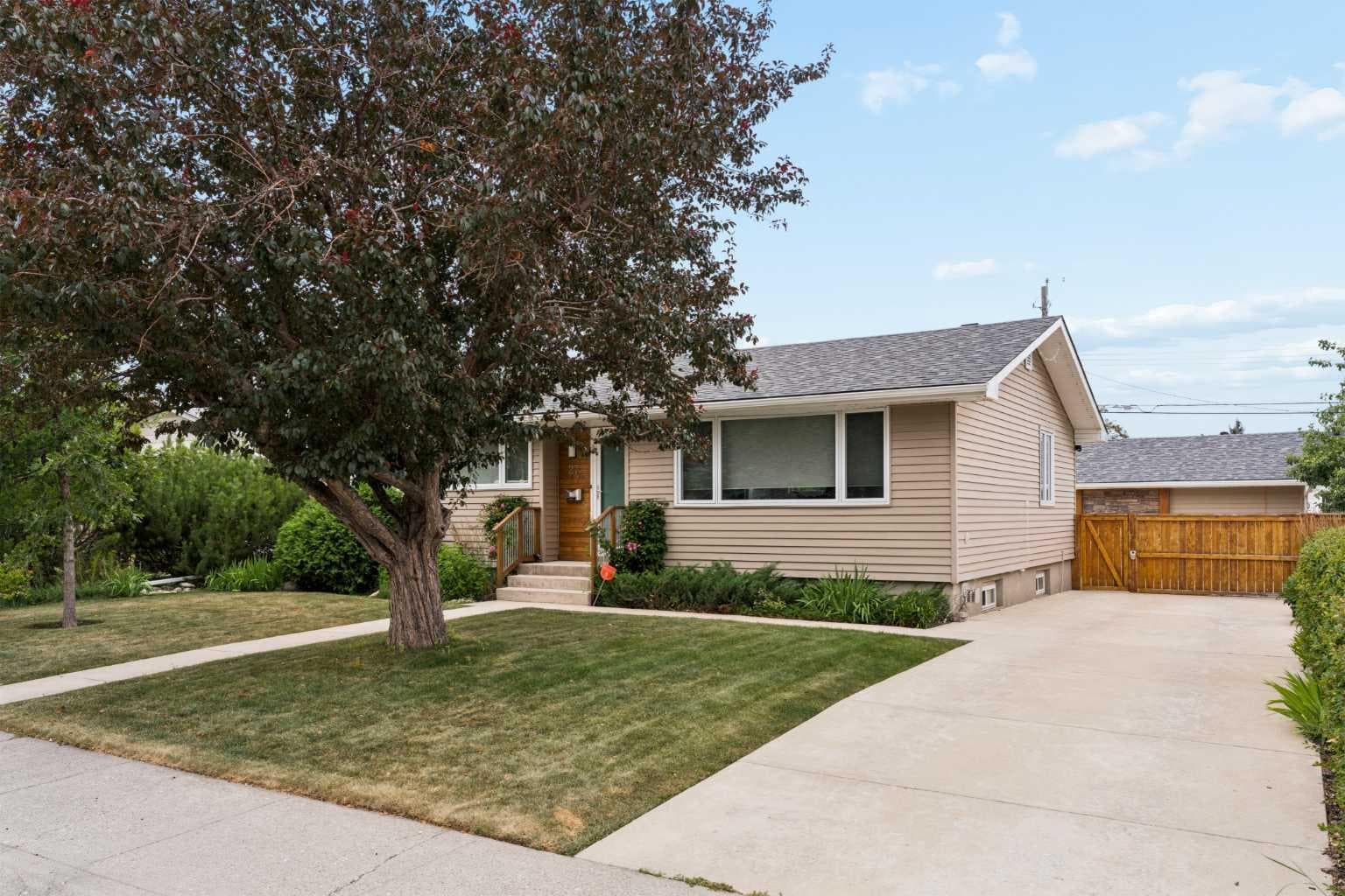 27 Gateway Drive SW — photo 2