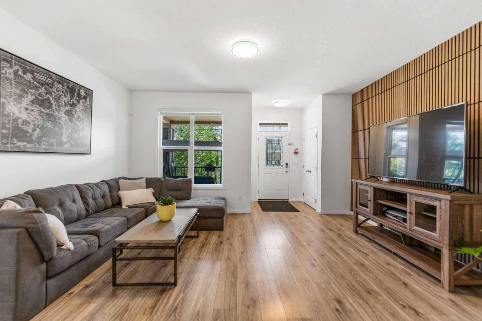 80 Legacy Glen Row SE — photo 4