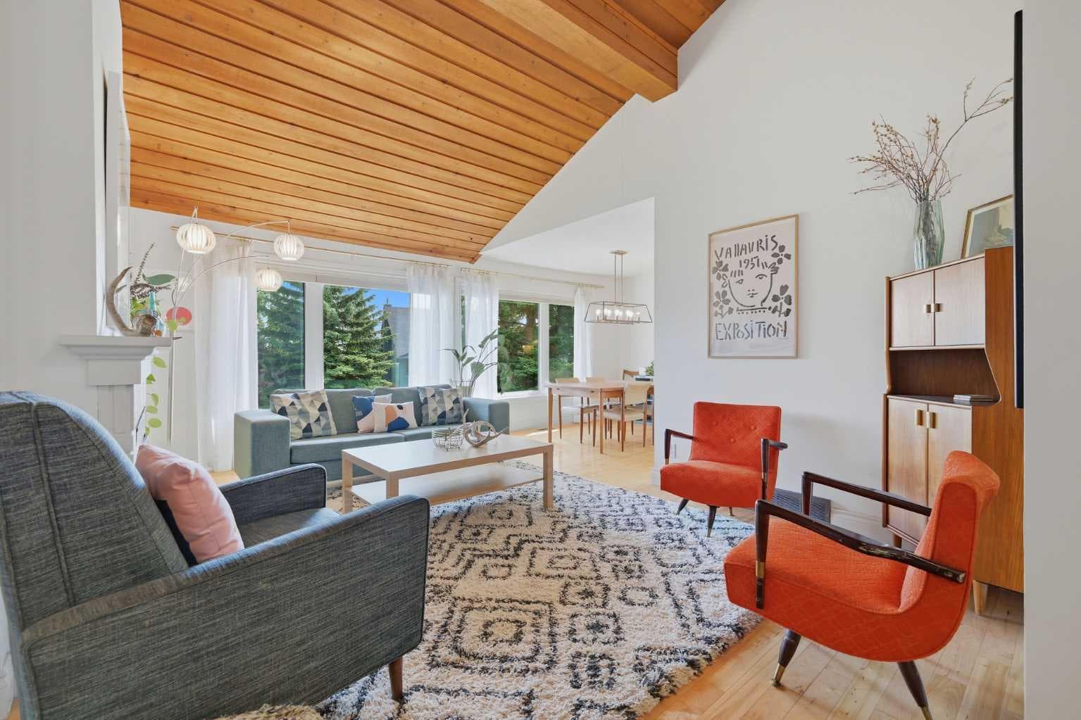 111 Coachwood Crescent SW — photo 5